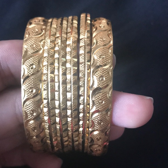 Gold tone bangles - Picture 1 of 2